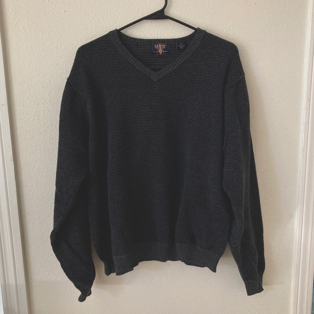Arrow Brand Gray V-Neck Men’s Sweater